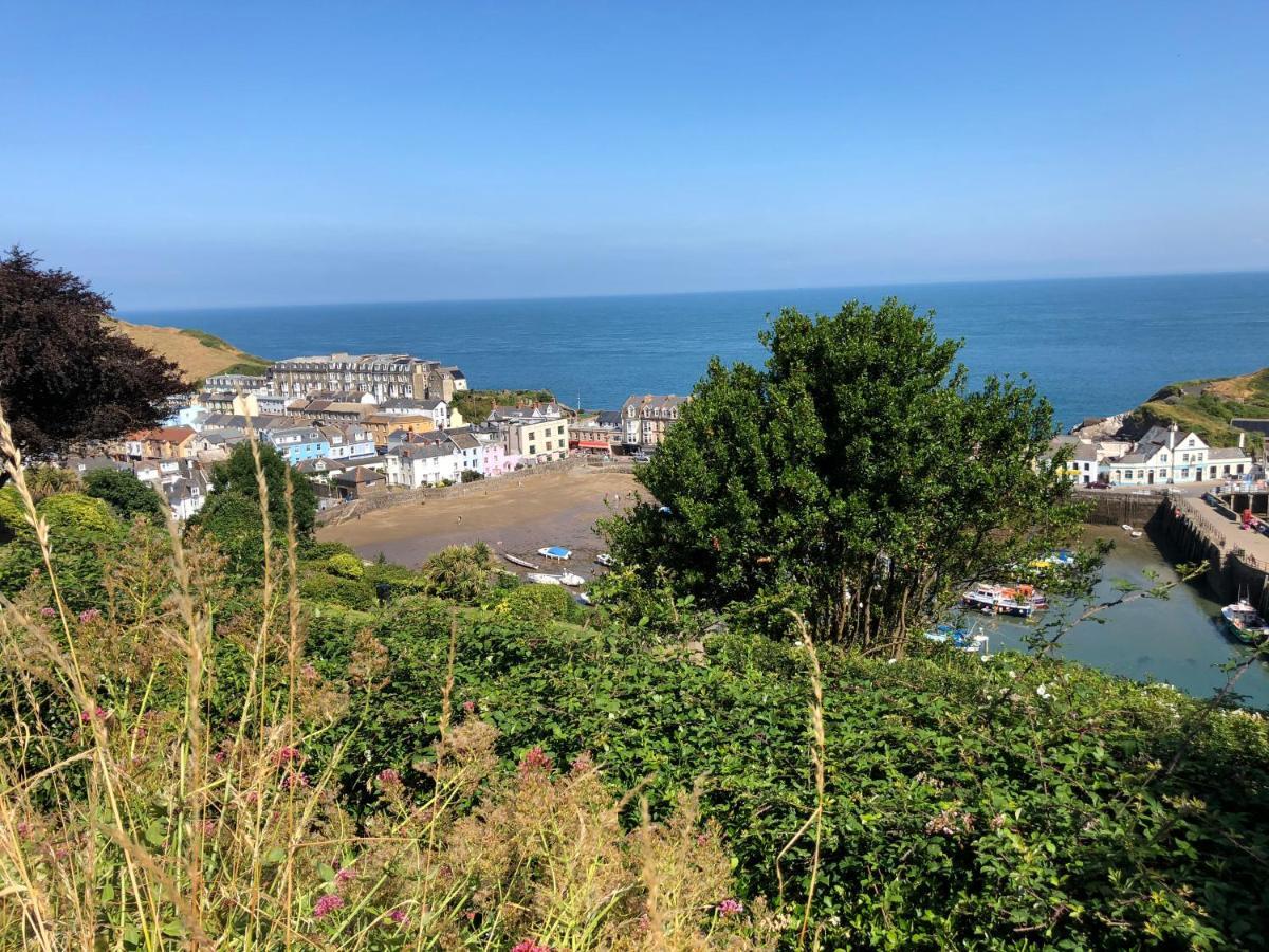 伊尔弗勒科姆10 Oceanside公寓 外观 照片